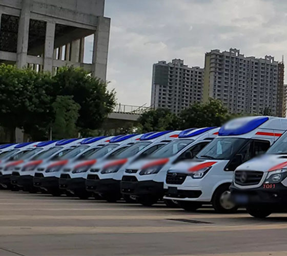 富蕴县服务车队展示